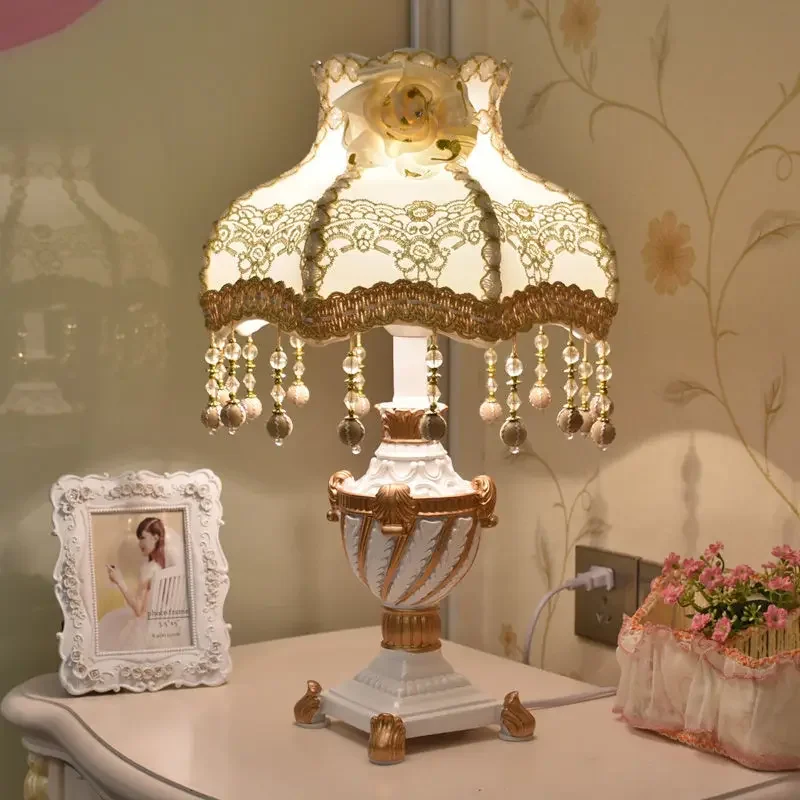 Decor Lighting The Parade - Lampada da Tavolo Vintage Nordic Princess,