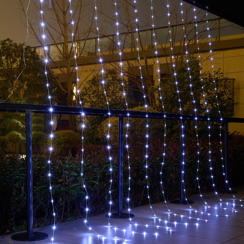 Luci a tenda LED 3/4/6m, Ghirl - Fairy Light Curtain recensione e prezzo